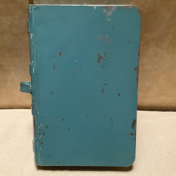 Vintage Blue Silent Tin Butler Painted Crumb Catcher Tray With Finger Holder - Picture 6 of 10